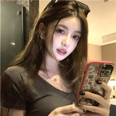 幕后女英雄